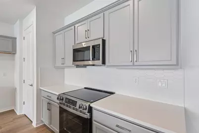 31542 Azure Beach Drive, San Antonio, FL 33576 - Photo 6