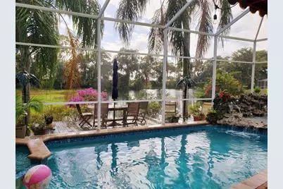 5125 Magnolia Pond Drive, Sarasota, FL 34233 - Photo 8