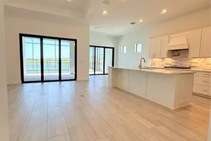 4821 Long Point Run, Lakewood Ranch, FL 34211 - Photo 12