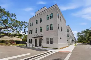 1218 E Kay St, Tampa, FL 33602 - Photo 1
