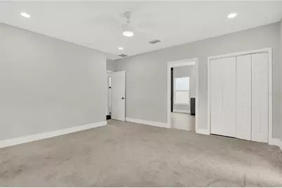 112 E Emily Street, Tampa, FL 33603 - Photo 12