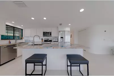 326 176th Avenue Circle, Redington Shores, FL 33708 - Photo 14