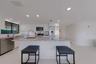 326 176th Ave Cir, Redington Shores, FL 33708 - Photo 14