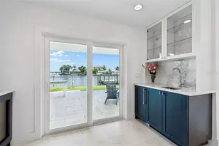 1907 Arrowhead Dr NE, Saint Petersburg, FL 33703 - Photo 26