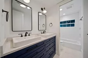 1907 Arrowhead Dr NE, Saint Petersburg, FL 33703 - Photo 44