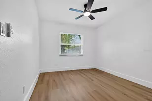 1043 Ridge View Ln, Palm Harbor, FL 34683 - Photo 26