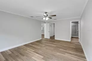 146 Lake Catherine Cir, Groveland, FL 34736 - Photo 14
