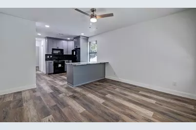 736 Jackson Street N #2, Saint Petersburg, FL 33705 - Photo 6