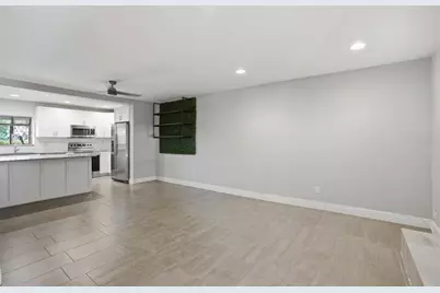 727 N Himes Avenue, Tampa, FL 33609 - Photo 8