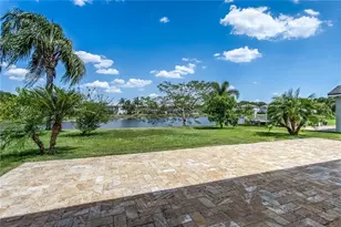 8518 Tidal Bay Ln, Tampa, FL 33635 - Photo 14