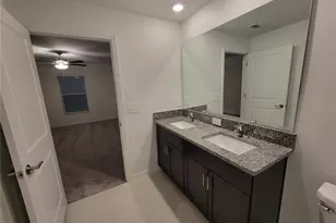 1844 Red Loop, Lakeland, FL 33801 - Photo 20