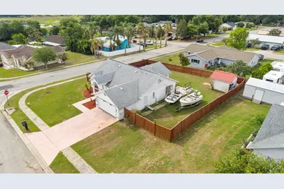 38912 Carr Drive, Zephyrhills, FL 33540 - Photo 48