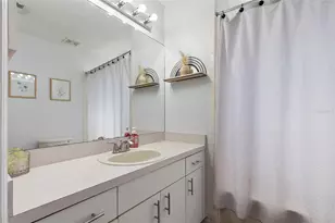 38912 Carr Dr, Zephyrhills, FL 33540 - Photo 30