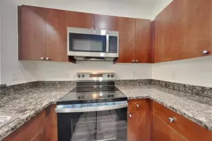 501 100th Ave N, Saint Petersburg, FL 33702 - Photo 10