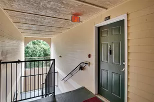 18245 Bridle Club Dr, Tampa, FL 33647 - Photo 30