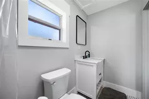 2415 11th St N, Saint Petersburg, FL 33704 - Photo 54