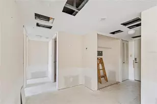 400 Island Way, Clearwater Beach, FL 33767 - Photo 6