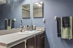 3237 Montrose Cir, Palm Harbor, FL 34684 - Photo 14