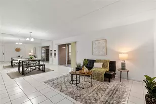 4702 Christa Ct, Tampa, FL 33614 - Photo 4