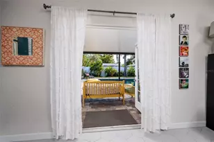 230 43rd Ave NE, Saint Petersburg, FL 33703 - Photo 18