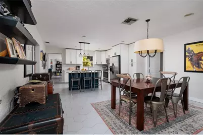 230 43rd Avenue NE, Saint Petersburg, FL 33703 - Photo 10
