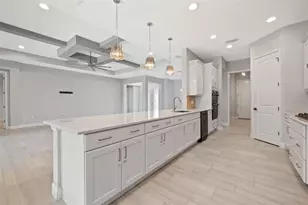 7135 Tamworth Pkwy, Sarasota, FL 34241 - Photo 12