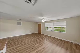 37136 Mandarin Ave, Zephyrhills, FL 33541 - Photo 12
