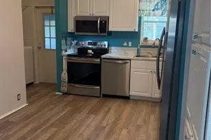 37650 Newal Ave, Zephyrhills, FL 33542 - Photo 16