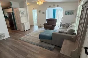 37650 Newal Ave, Zephyrhills, FL 33542 - Photo 10