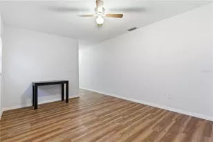 8607 May Cir, Tampa, FL 33614 - Photo 22