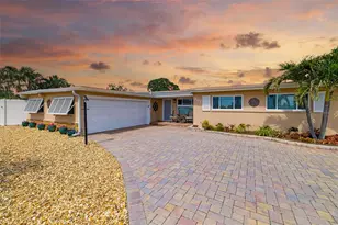 302 Bryn Mawr Island, Bradenton, FL 34207 - Photo 2