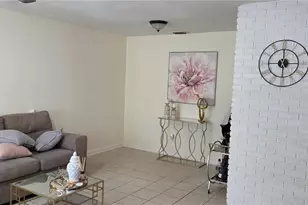 6717 Mornay Cir, Tampa, FL 33615 - Photo 6