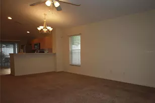 11536 11536 Crestlake Village Dr, Riverview, FL 33569 - Photo 8