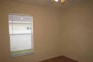 11536 11536 Crestlake Village Dr, Riverview, FL 33569 - Photo 16