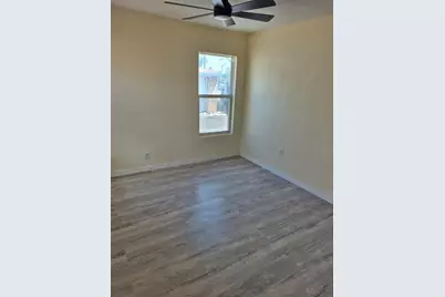5680 28th Street N #D5, Saint Petersburg, FL 33714 - Photo 4