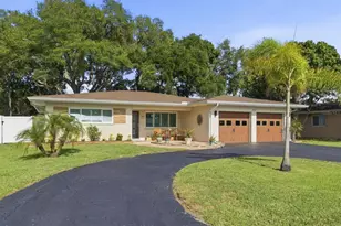 1727 Cypress Ave, Belleair, FL 33756 - Photo 6