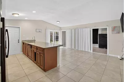 7606 Leon Avenue, Tampa, FL 33637 - Photo 8
