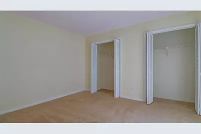 15206 W Pond Woods Drive, Tampa, FL 33618 - Photo 40