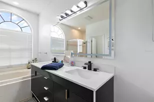 11426 Zenith Cir, Tampa, FL 33635 - Photo 6