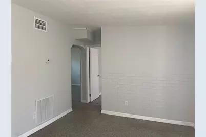 509 N Saturn Avenue, Clearwater, FL 33755 - Photo 4