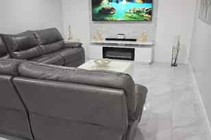 7002 Danewood Ct, Tampa, FL 33615 - Photo 6