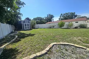 7002 Danewood Ct, Tampa, FL 33615 - Photo 38