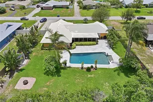 2150 Wrens Way, Clearwater, FL 33764 - Photo 2