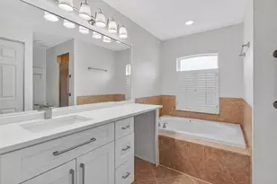 12611 Pineforest Way E, Largo, FL 33773 - Photo 28
