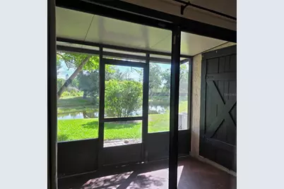 16641 Brigadoon Drive, Tampa, FL 33618 - Photo 2