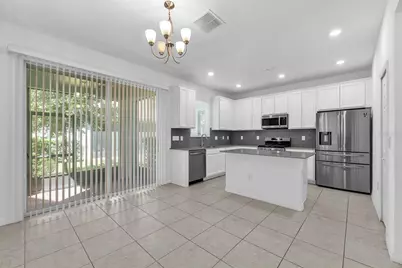 5741 Spotted Harrier Way, Lithia, FL 33547 - Photo 4