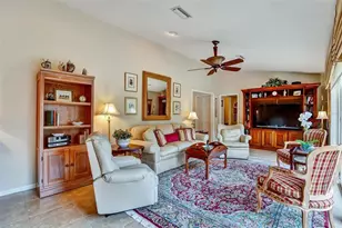 11816 Lipsey Rd, Tampa, FL 33618 - Photo 14