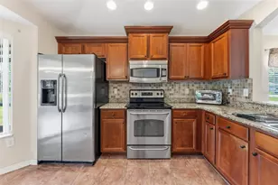 9847 Edmonton Dr, Land O Lakes, FL 34638 - Photo 16