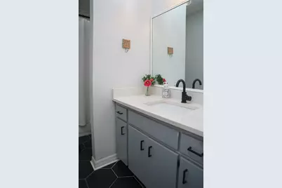 6552 S West Shore Circle, Tampa, FL 33616 - Photo 20