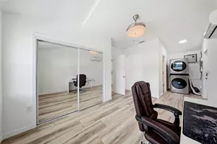 1565 Connecticut Ave NE, Saint Petersburg, FL 33703 - Photo 20